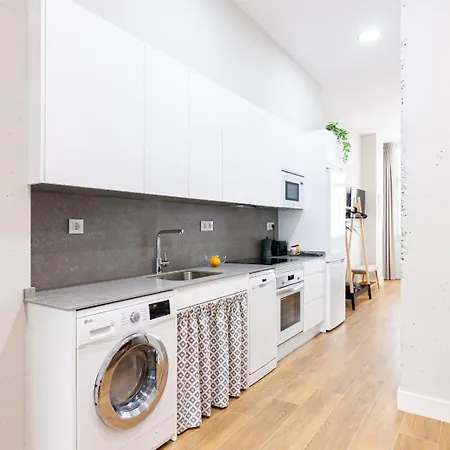 Poniente Playa Avg Apartamento Gijón