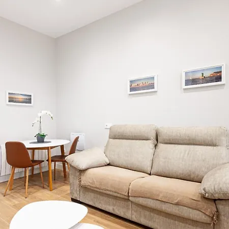 Apartamento Poniente Playa Avg Gijón