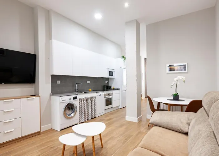 Poniente Playa Avg Apartmán *